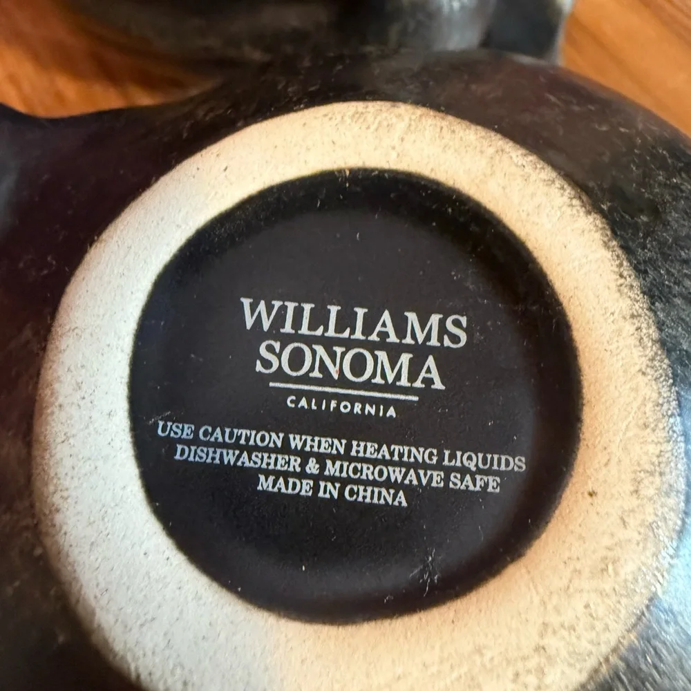 Williams Sonoma Halloween Skull Coffee Mugs Party Retired Rare Collectible